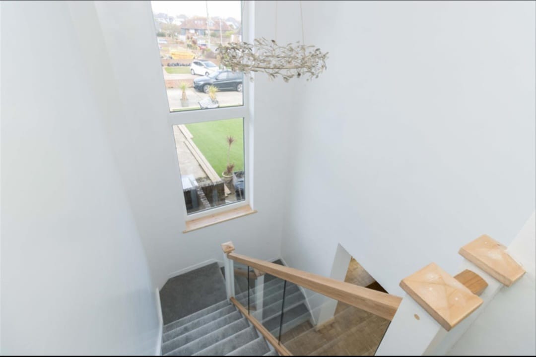 Stairwell Pendant & Feature Lighting